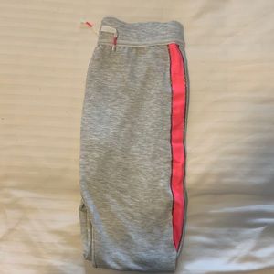 Insanely soft Joe Fresh summer joggers size 10/12. NWT